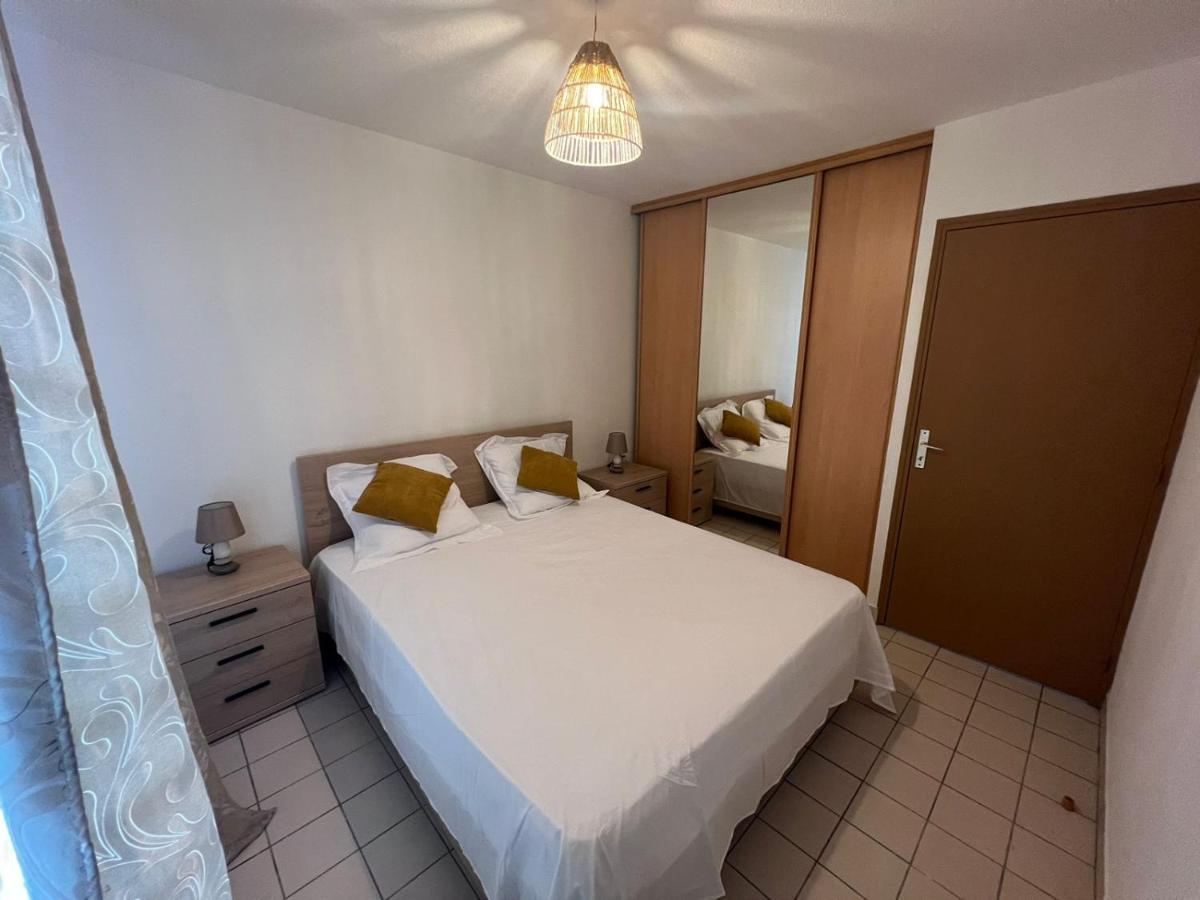 Appartement F4 Petit Bourg Extérieur photo